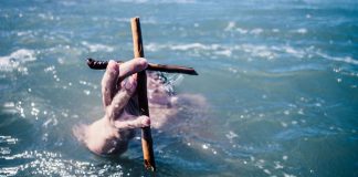 CZY JEZUS JEST MNIEJSZY OD OJCA? #Megakosciol #IPPTV #IPPTV #Megakosciol