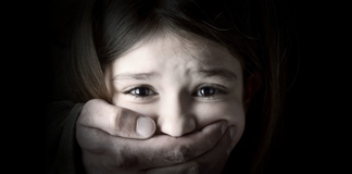 „Ręce precz od dzieci!” Stanowisko Kościoła Nowego Przymierza w Lublinie #KNP #Megakosciol